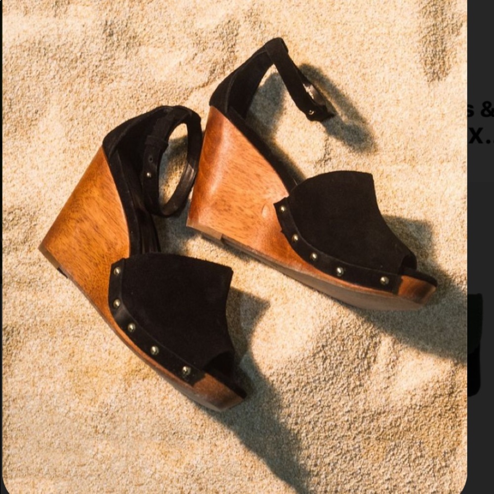 Vix Paula Hermanny Black Suede Wedge Sandal 36